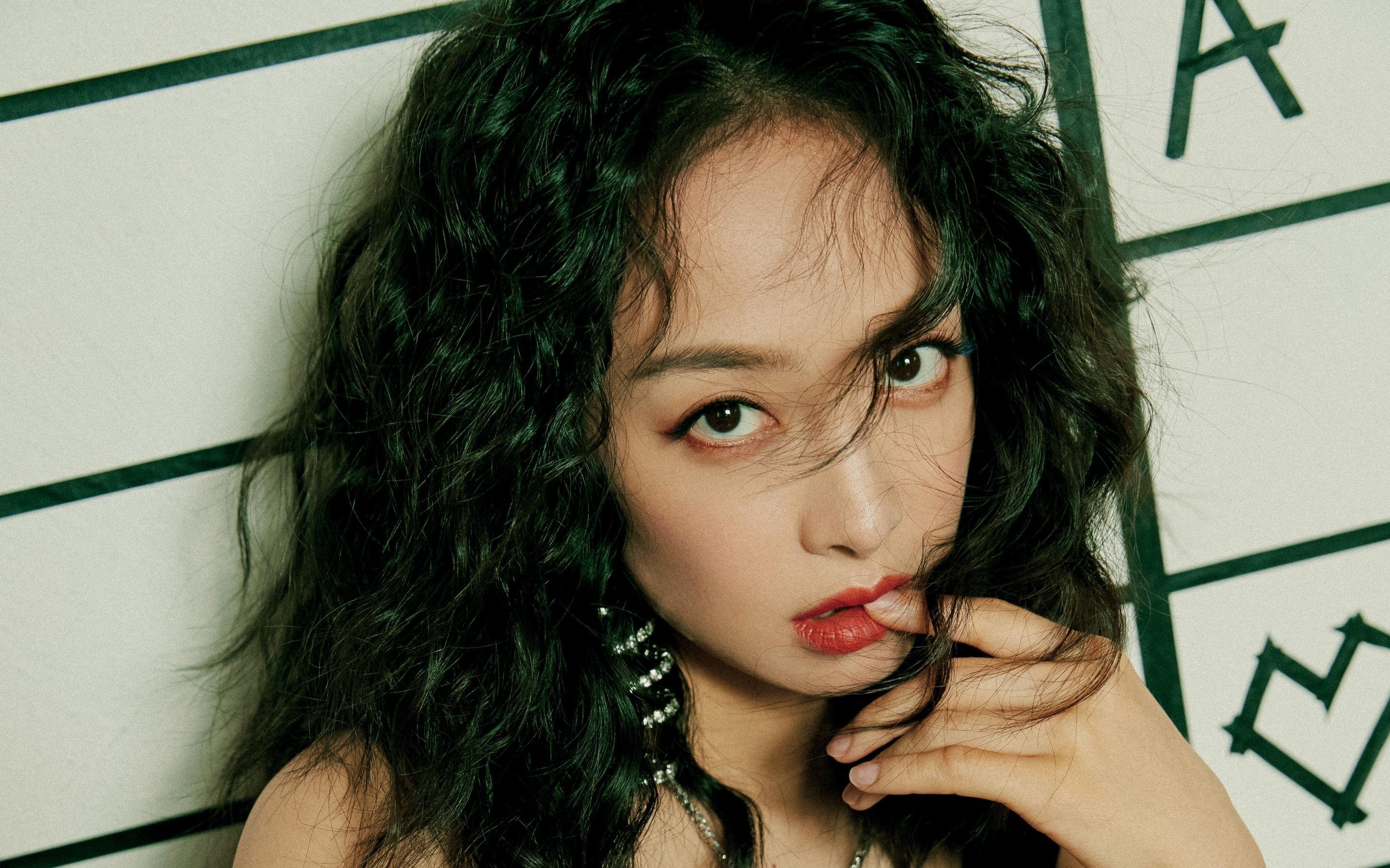 九游下载中心-欧洲杯战术大变革：布局巧妙引爆全场！，欧洲杯技术分析